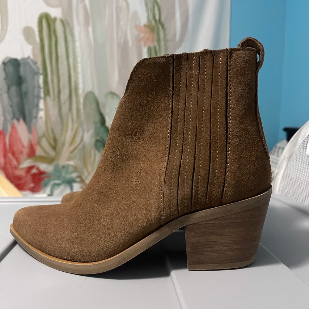 Steve Madden Booties